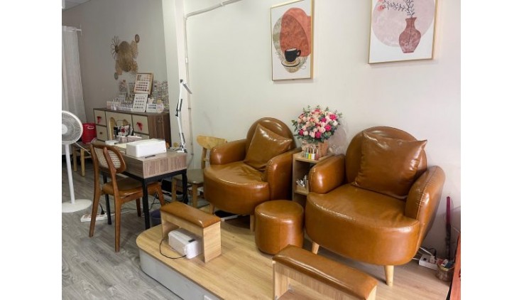 Quận Tân Bình ! SANG TIỆM NAIL – GỘI , MT 80 Bắc Hải, p6, Liên hệ: 0965397769 ( thuỷ )