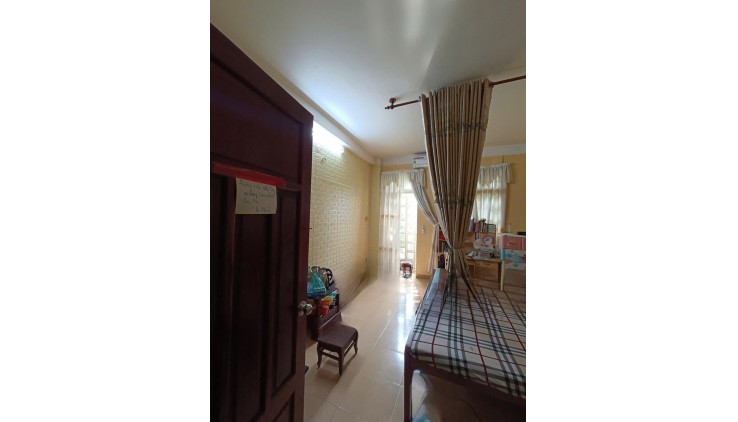 Bán nhà mặt phố Hoàng Minh Đạo (4.1x15) 5 tầng phường 5 quận 8 giá chỉ 14.5 tỷ