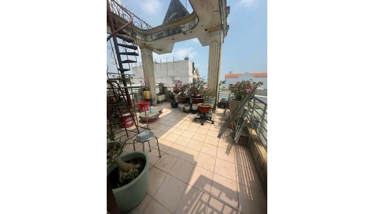 Bán gấp nhà Quận Bình Tân: giảm giá 100 tr -ĐƯỜNG NGUYỄN TRIỀU LUẬT :giá mới 3 tỷ 850- DT:45M- 5X9M - 3 TẦNG, 3 PN, 3WC, LH: 077 888 5818 CHUYÊN BDS