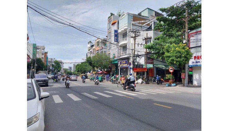 HÀNG THƠM CHỦ NGỘP GIẢM hơn 5 tỷ, BIỆT THỰ 412M2 MẶT TIỀN TRUNG TÂM TRỊ TRẤN CỦ CHI GIÁ CHỈ 16 TỶ TL cho khách thiện chí.