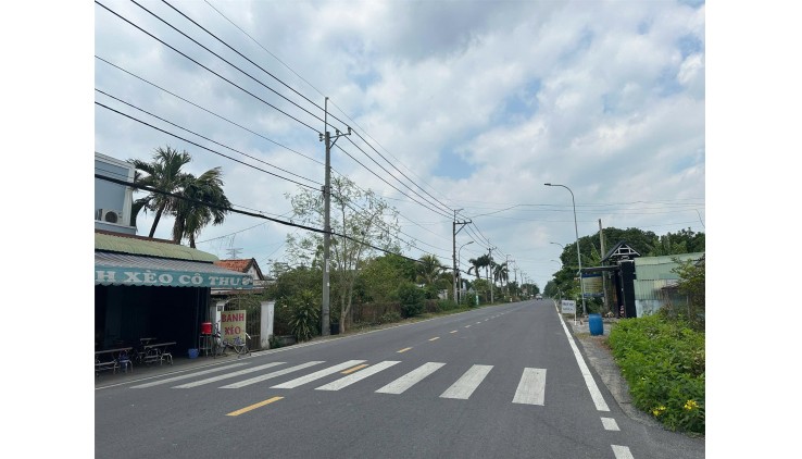 HÀNG THƠM CHỦ NGỘP GIẢM hơn 5 tỷ, BIỆT THỰ 412M2 MẶT TIỀN TRUNG TÂM TRỊ TRẤN CỦ CHI GIÁ CHỈ 16 TỶ TL cho khách thiện chí.