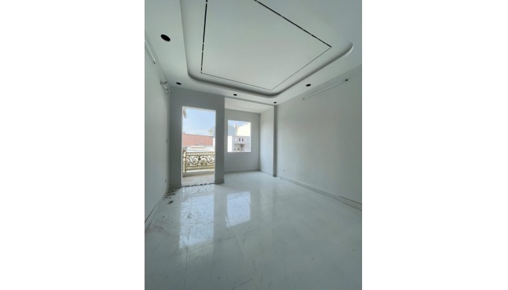 Lê Văn Quới gần 4 xã giápTân Phú hẻm 5m thông xe hơi vào nhà 56m2,3Tầng 5tỷ350