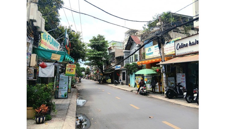 Bán gấp nhà giá mềm nhất quận Gò vấp: 11.2 tỷ - Nguyễn Văn Công -Gò Vấp - TpHồ Chí Minh - DT: 80m²(4x 20) Cấp 4 - Nhà Có Lửng - Có Phòng Thờ - Sân