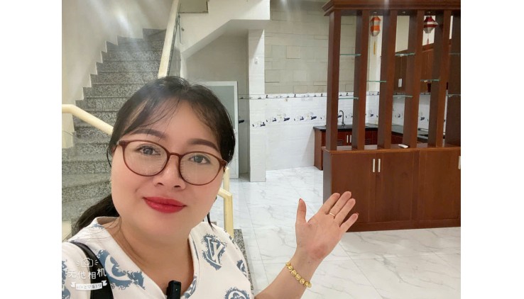SIÊU PHẨM CHÍNH CHỦ - 4 TẦNG BTCT - 4PN LÓN - P2 PHÚ NHUẬN - PHAN ĐĂNG LƯU - GẤP BÁN 8.2 TỶ - VIP NHẤT PHÚ NHUẬN - TL
