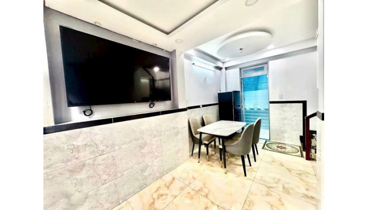 Giá mềm nhất quận Gò vấp 5.7 tỷ: Phạm Văn Chiêu - Phường 14, DT: 44.5 m2(5 x 9). DTSD: 161,7 m2. Kết cấu: 1 trệt, 1 lửng, 2 Lầu BTCT , Sân thượng ,