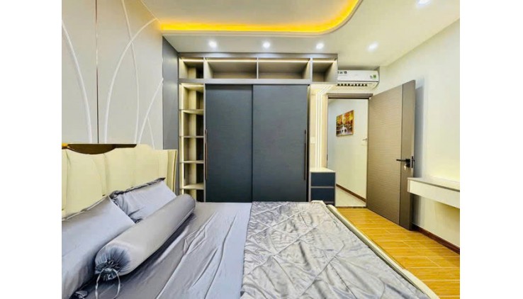 Giá mềm nhất quận Gò vấp: 7.6 tỷ - Phạm Văn Chiêu - 1 trệt, lửng, 3 lầu- 4 phòng ngủ, có 1 phòng ngủ Master, LH: 077 478 5818 chuyên BDS Sài Gòn