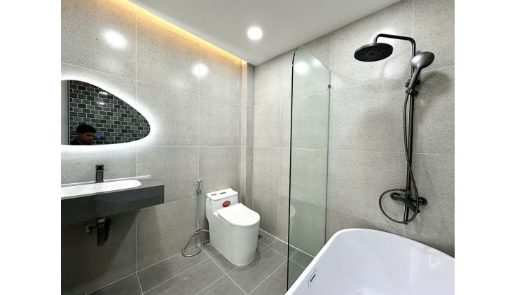 NHÀ ĐẸP - KIẾN TRÚC SƯ THIẾT KẾ - TRƯƠNG ĐĂNG QUẾ - P1 GÒ VẤP - 5 TẦNG - 4PN LỚN - HẺM 5M - BÁN 7.9 TỶ - TẶNG FULL NỘI THẤT