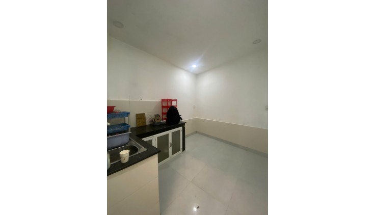 Chỉ 1 tỷ nhỉnh có ngay nhà mới 2 tầng Quận 6 DTSD 28m2 .