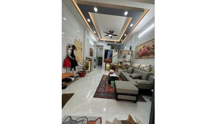 GIÁ MỀM NHẤT quận 11: giá mềm nhất 5.3 tỷ - Lạc Long Quân - DT: 4x10m, 1 lầu, 2pn. 2wc, hẻm 3m cách hẻm xe hơi 30m, LH: 077 478 5818 chuyên bds Sài