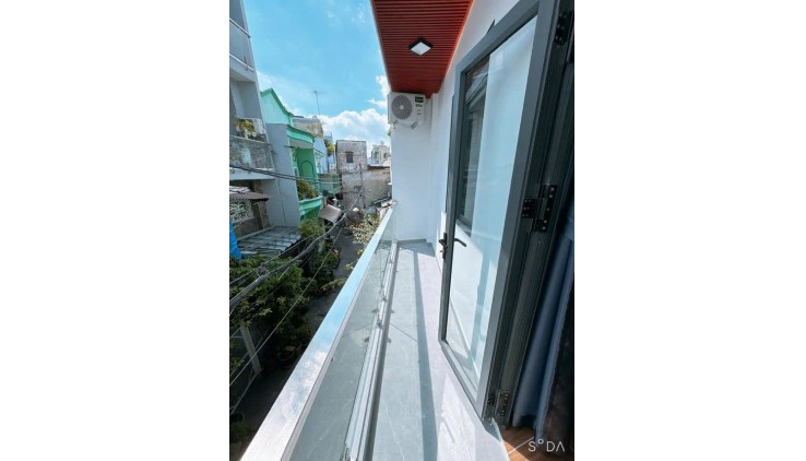 GIÁ MỀM NHẤT CĂN HỘ Dịch vụ quận 11: 8.9 tỷ - Hàn Hải Nguyên - phường 2 -DT: 5x13m. 2 lầu sân thượng, 7 phòng, 7wc, LJ: 077 478 5818 chuyên bds Sài