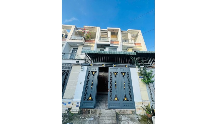 Bán nhà 60m2, 4PN, 5WC, Thạnh Lộc 19, Q.12, 5.2 tỷ, sổ hồng