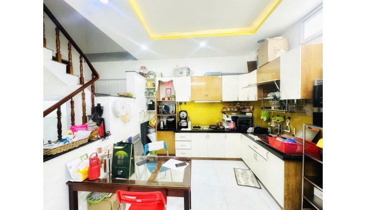 Bán nhà kế MT Kênh Tân Hóa quận Tân Phú 5 x 12-2 tàng chỉ 5.6 ty tl