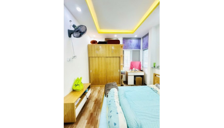 Bán nhà kế MT Kênh Tân Hóa quận Tân Phú 5 x 12-2 tàng chỉ 5.6 ty tl