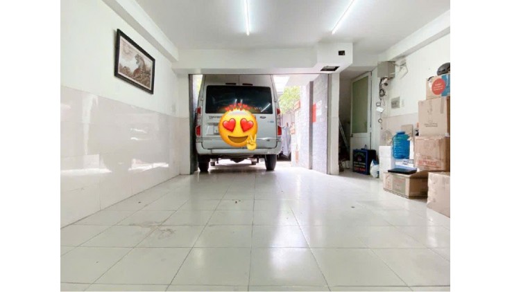 GẤP BÁN Biệt thự mini giảm 2tỷ Giá mới: 9tỷ8 -1 hầm 4 lầu-Nội thất gỗ cao cấp-HXH THÔNG-Khu VIP P3- Nguyễn Thái Sơn- Đại Học Công Nghiệp
