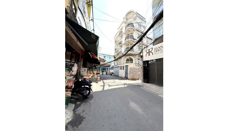 Giá mềm nhất quận 3 : 7.25 tỷ - Lê Văn Sỹ -Phường 12 - DT: 4.4m x 10.5m - trệt, lửng, lầu BTCT, 3pn 2wc - LH: 077 888 5818 CHUYÊN BDS SÀI GÒN
-