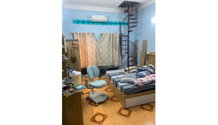 NHÀ ĐẸP - GIÁ TỐT Chính chủ cần bán nhanh căn nhà mặt tiền chợ Vải Tân Bình, TP HCM