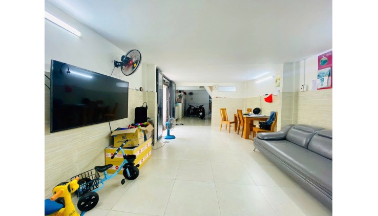 Bán nhà 2 MT Hẻm 6mi Bàu Bàng - Cộng Hòa, K300, DT: 4.5x22m, 2 Tầng - 3PN, 11.2 tỷ.