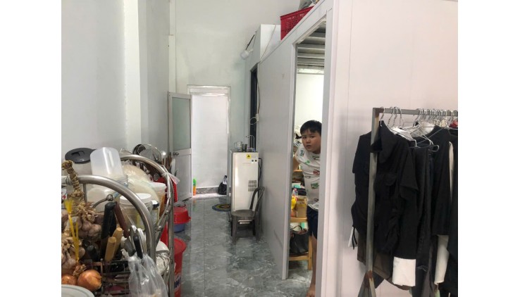 Cần bán gấp! Nhà 4x22m sạch đẹp, hẻm 5m thông, gần Hiệp Thành City, Giá rẻ