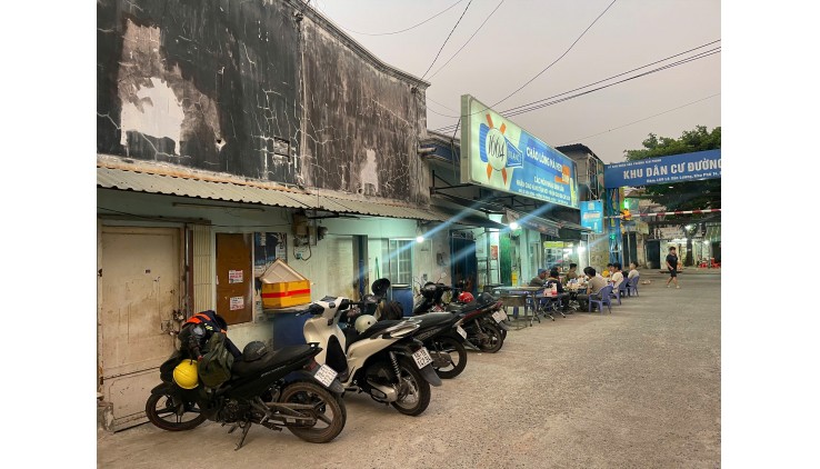 Quận 7 ! HOT HOT, NHANH CÒN SANG QUÁN CHÁO LÒNG – SANG RẺ , MB Sát MT Đường khu Sầm uất, Tel : 0379204291 ( Chính chủ )