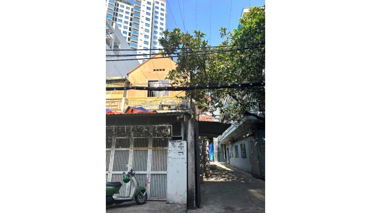 Giá mềm nhất quận Tân phú: 21,9 tỷ - Thoại Ngọc Hầu -DT: 160 M2 [ 8m x 20m], DTSD 250m2 - 2 MẶT TIỀN HẺM -