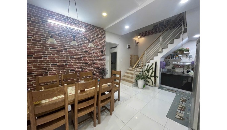 BÁN Nhà chính chủ 2Tầng, 82m2 HXH4m P10 QUANG TRUNG GÒ VẤP nhỉnh 6.2Tỷ