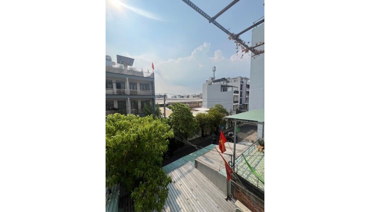 CẮT LỖ SÂU – CHỈ 8.2 TỶ – MẶT TIỀN KD LÊ ĐÌNH CẨN – 110m2 – 3 TẦNG