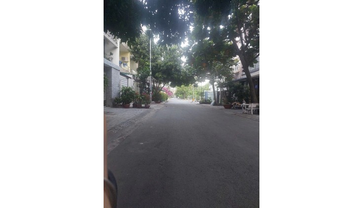 40m2, diện tích sử dụng 50m2, nhà cấp 3,Bình trưng tây,Thủ Đức,HCM 