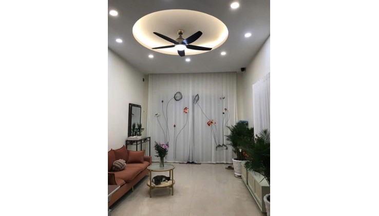 Giá mềm nhất quận Phú nhuận: 11.9 tỷ - HUỲNH VĂN BÁNH - DT: 76.8M - 4M X 19.2M - 4 TẦNG - 4 PN- 4WC -LH: 077 888 5818 - 077 478 5818 CHUYÊN BĐS SÀI