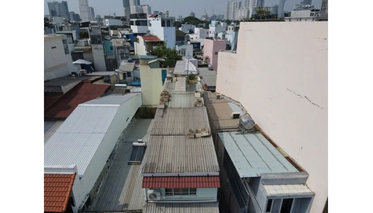 Giá mềm nhất quận 4 : 12.5 tỷ - TÔN THẤT THUYẾT - DT: 75M- 3.9MX19M - 1 LẤU - 3 PN -2 WV - LH: 077 888 5818 VÀ 077 478 5818 CHUYÊN BDS SÀI GÒN