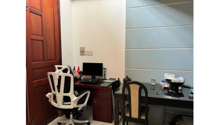 Bán Gấp Nhà mặt tiền đường Lê Cao Lãng Tân Phú 38m2,4 Tầng BTCT Giá 6 tỷ x