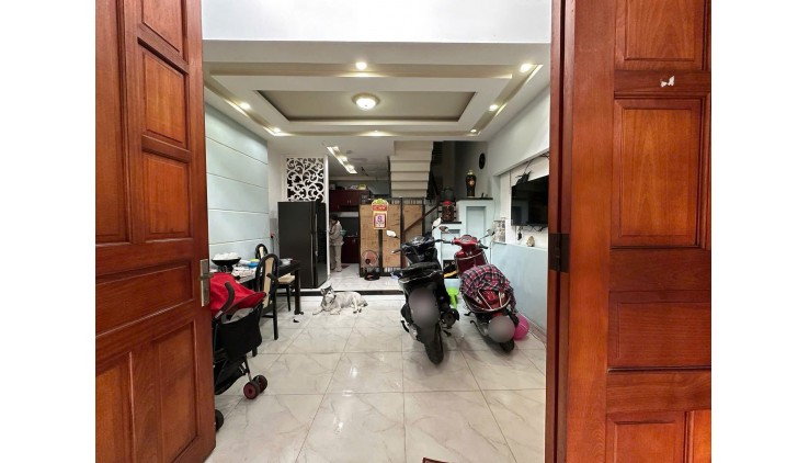 Bán nhà Mặt tiền Lê Cao Lãng - gần Văn Cao, Thạch Lam, 4.3x9m, 4 Tầng - 4PN, 6.9 tỷ