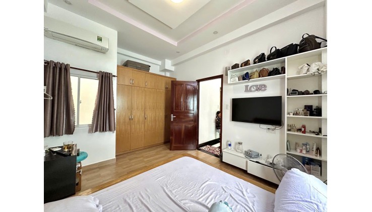 Nhà chính chủ 2Tầng,78m2 HXH thông QUANG TRUNG GÒ VẤP chỉ 6.1T.