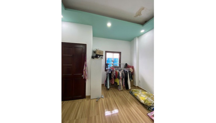 Bán Gấp nhà Bờ Bao Tân Thắng ngay chợ Sơn Kỳ Tân Phú sát AEON 36m2 ,2 Tầng Nhỉnh 3 tỷ