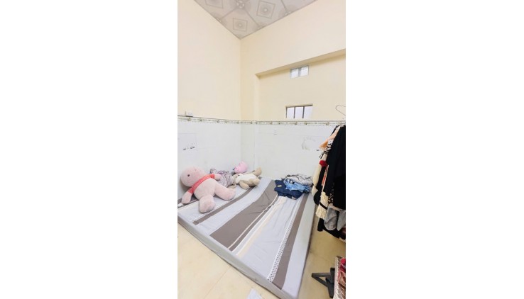 Bán Gấp nhà Bờ Bao Tân Thắng đi bộ ra AEON Tân Phú HXH 62m2 ,2 Tầng Nhỉnh 4 tỷ