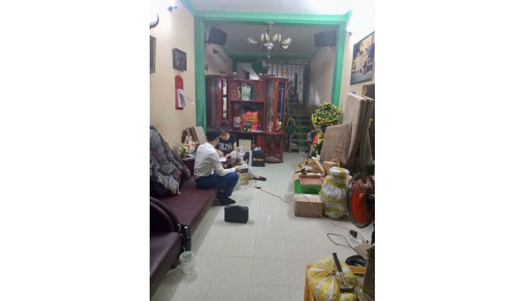 Bán gấp nhà đẹp quận 1: 20 tỷ - Nguyễn Trãi - DT: 123m - 6x21m