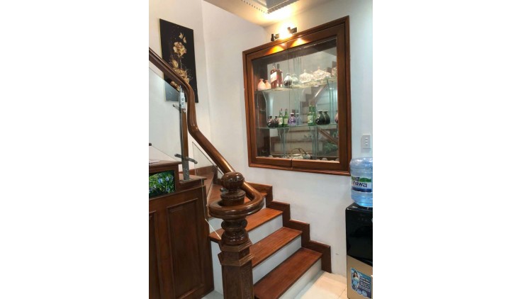 Hiếm có khó tìm – nhà 5 tầng, 67m², hẻm xe hơi, full nội thất gỗ quý – chỉ 6.8 tỷ. Không có căn thứ hai!