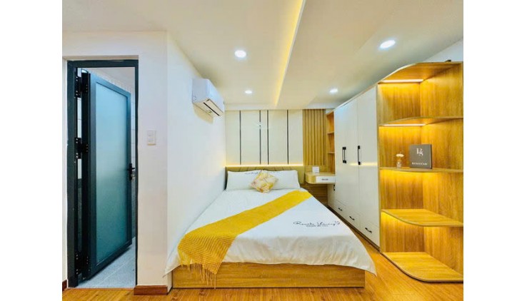 Giá mềm nhất quận Bình thạnh: 7,45 tỷ -Nguyễn Văn Đậu -Diện tích: 4.2 x 11m. Công nhận trên sổ 43m2-  1 trệt + 1 lửng + 1 lầu + 3 Phòng ngủ + 4 WC