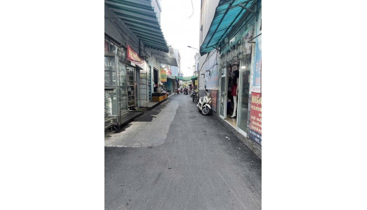 Siêu Phẩm Tân Kỳ Tân Quý Tân Phú giáp Tân Bình hẻm 4m thông 64m2,2Tầng Nhỉnh 5tỷ