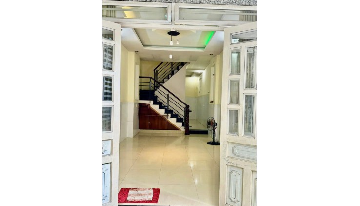 Giá mềm nhất quận Gò vấp: 3.8 tỷ - Phan Huy Ích -Diện tích 3,5 x10- trệt + lầu , 2 pn, 2 tolet