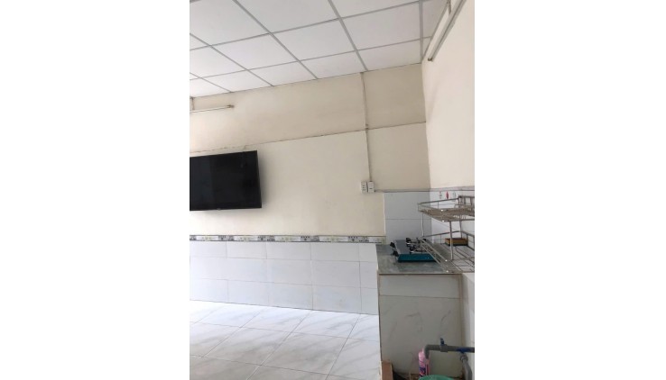 CHO THUÊ NHÀ NHỎ RIÊNG BIỆT. Nhà hẻm ngõ. Xe hơi đi đc, hẻm 736 Lê Đức Thọ Gò Vấp