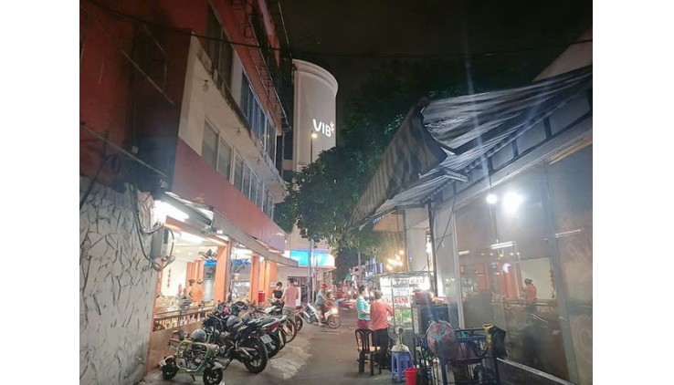 Giá mềm nhất quận 10: 17 tỷ -Điện Biên Phủ ,F.11 - DT:40M - NGANG 3,6M DÀI 11M- NGÃ TƯ CAO THẮNG & ĐIỆN BIÊN PHỦ - 3 PN _ 4 WC