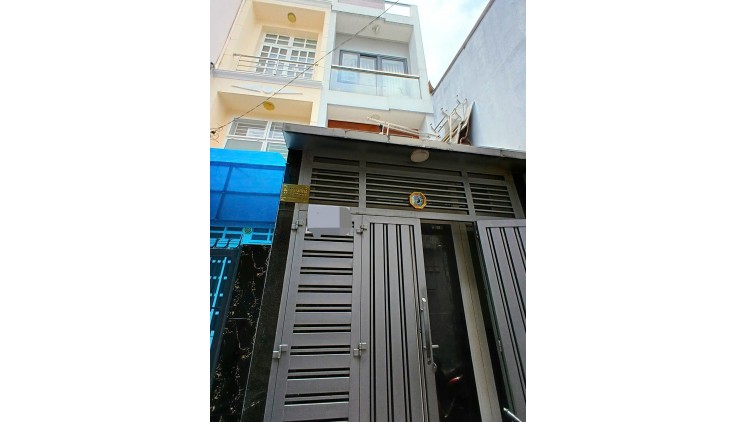 Giá mềm nhất quận Tân bình: 5,8 tỷ -Trần Văn Quang - P.10 - Không Có Căn Thứ 2 - 3 Tầng - 42m²(3,2 x 13 nở hậu 4,5m -Trệt - 2 Lầu - 4PN - 3WC