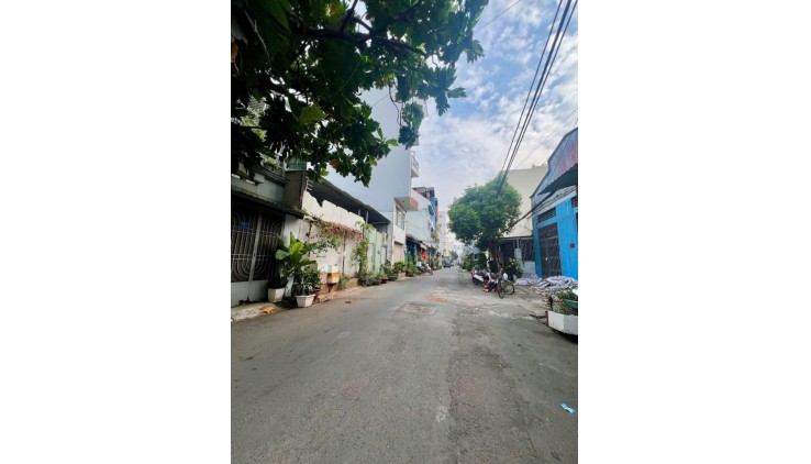 Bán nhà  Cấp 4, Hẻm nhựa 8m Lê Văn Quới - Gò Xoài, DT: 8x19m, tiện xây, giá 12.9 tỷ.