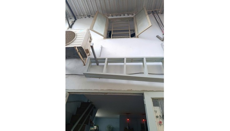 Chính Chủ Cần bán nhanh căn nhà vị trí đẹp - giá tốt tại quận 12, TPHCM