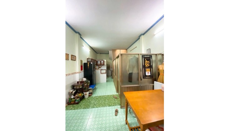 Bán gấp nhà quận Tân bình: 6.5 tỷ -Ni Sư Hùynh Liên- Nhà một trệt một lầu, 2 Phòng ngủ, 2 Wc - LH: 077 888 5818 - 077 478 5818 CHUYÊN BĐS SÀI GÒN