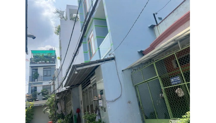 Bán gấp nhà quận Tân bình: 6.5 tỷ -Ni Sư Hùynh Liên- Nhà một trệt một lầu, 2 Phòng ngủ, 2 Wc - LH: 077 888 5818 - 077 478 5818 CHUYÊN BĐS SÀI GÒN