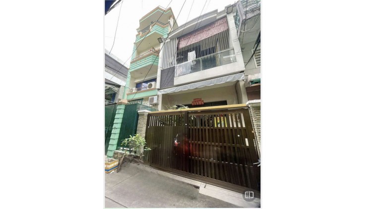 Giá mềm nhất quận TÂN BÌNH: 7.8 tỷ - ÂU CƠ -DT:71M-  1 trệt 1 lầu đúc BTCT. Gồm: 2PN, 2WC, ban công, bếp, phòng khách rộng, sân rộng để xe thoải mái