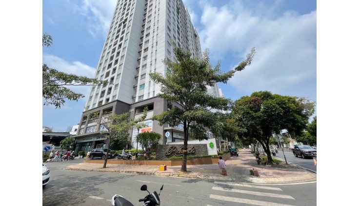 BÁN NHÀ 40M2, HÒA BÌNH, TÂN PHÚ, HẺM NHỰA 6M, Ô TÔ ĐỖ CỬA, NHỈNH 4 TỶ