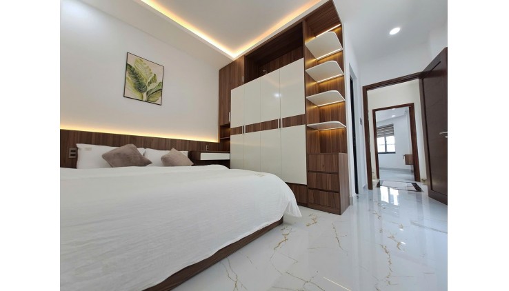 Bán nhà HXH 8m Hồng Lạc - gần Lạc Long Quân, 5x13.5m, 5 Tầng - 7PN, chào 9.5 tỷ