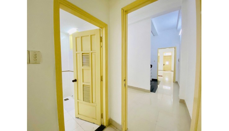 Bán nhà HXH 10m Quang Trung - trong Chợ Hạnh Thông Tây, 4x22.5m, 4T - 4PN, 13.2 tỷ.